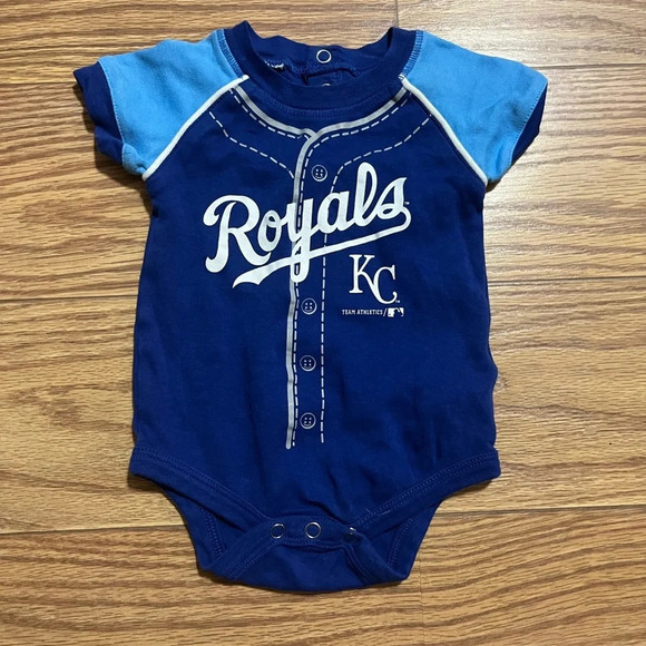 Kansas City Royals Onesie 3-6 Months - Picture 1 of 4